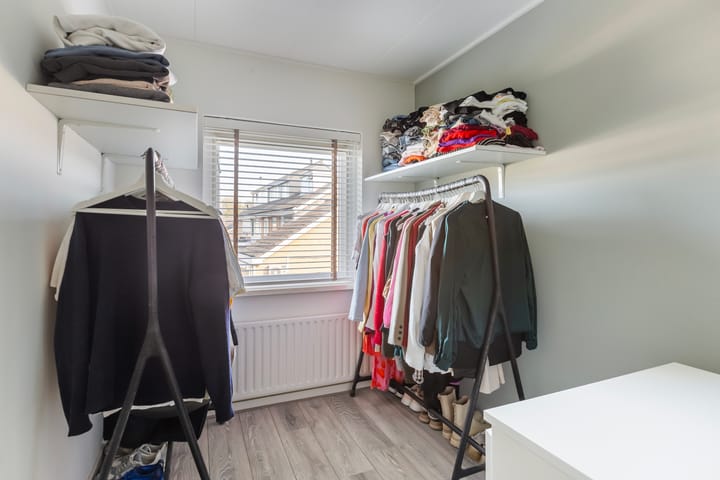 Photo 37 of Van der Helstplein 14