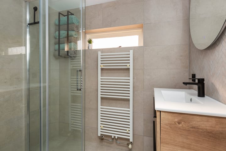 Photo 38 of Van der Helstplein 14