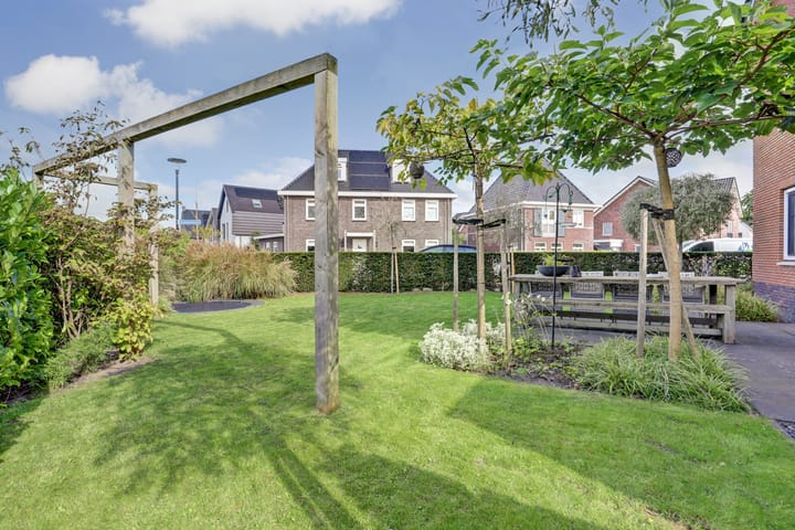 Foto 53 van Korenbloemdreef 53