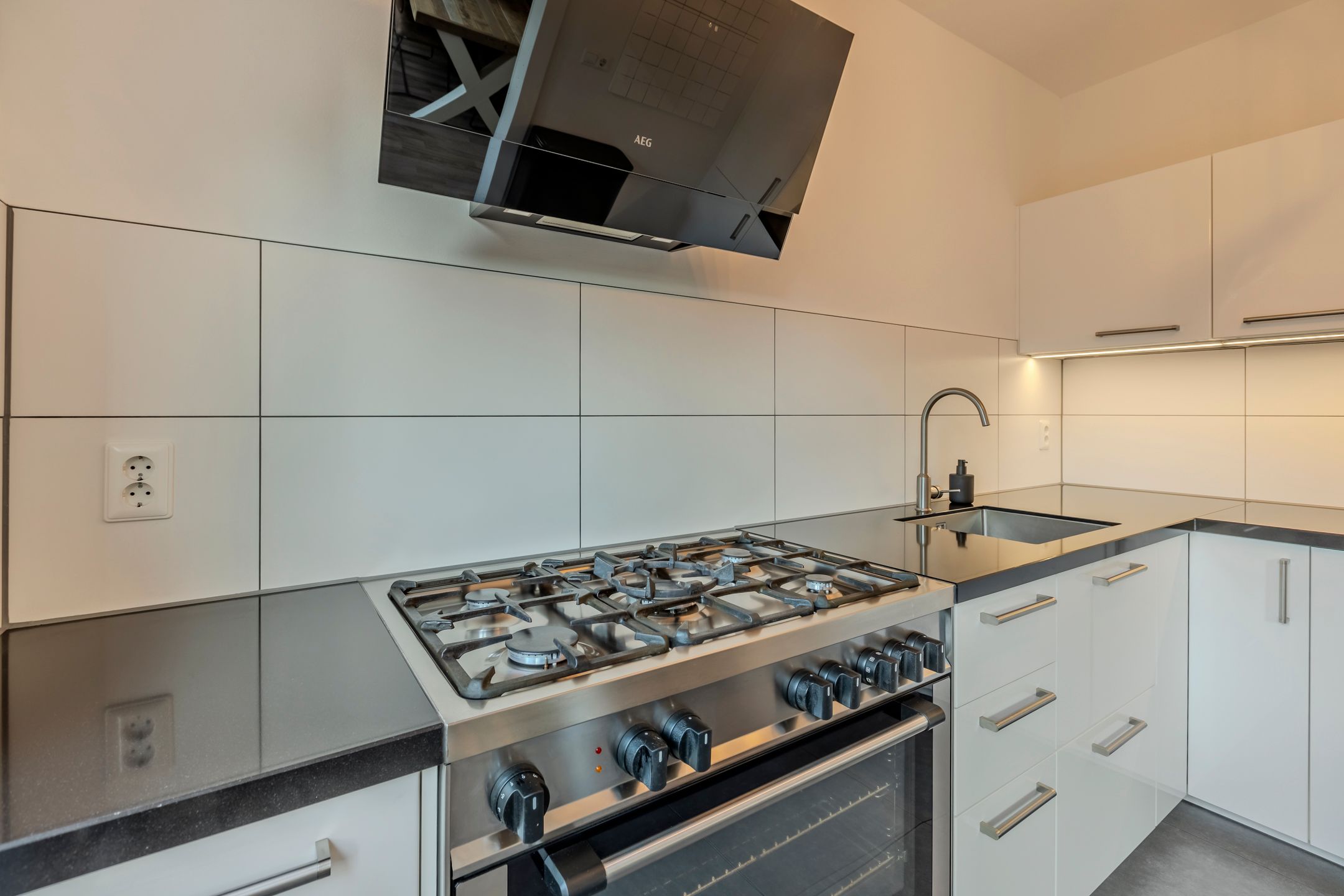 Foto 12 van Erasmuslaan 6