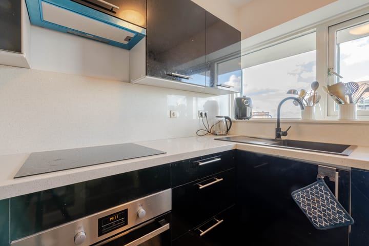 Foto 15 van Strevelsweg 861