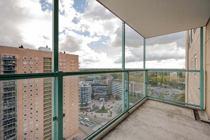 Foto 24 van Strevelsweg 861