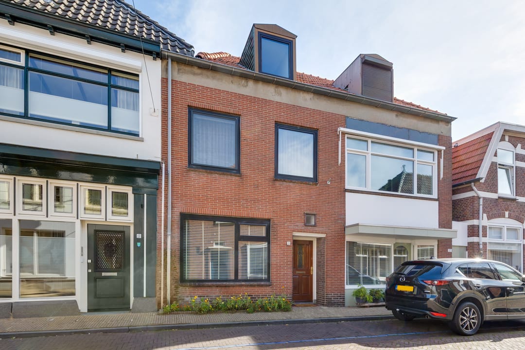 Photo 2 of Lievelderstraat 15