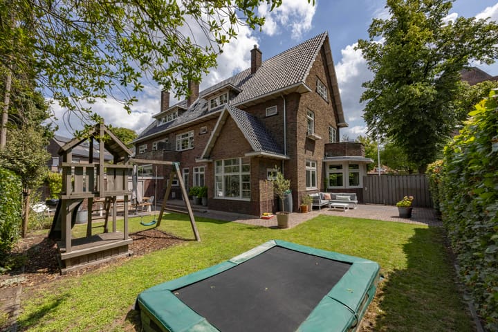 Photo 41 of Loeffplein 2