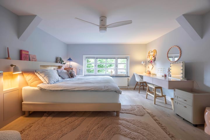 Photo 36 of Loeffplein 2