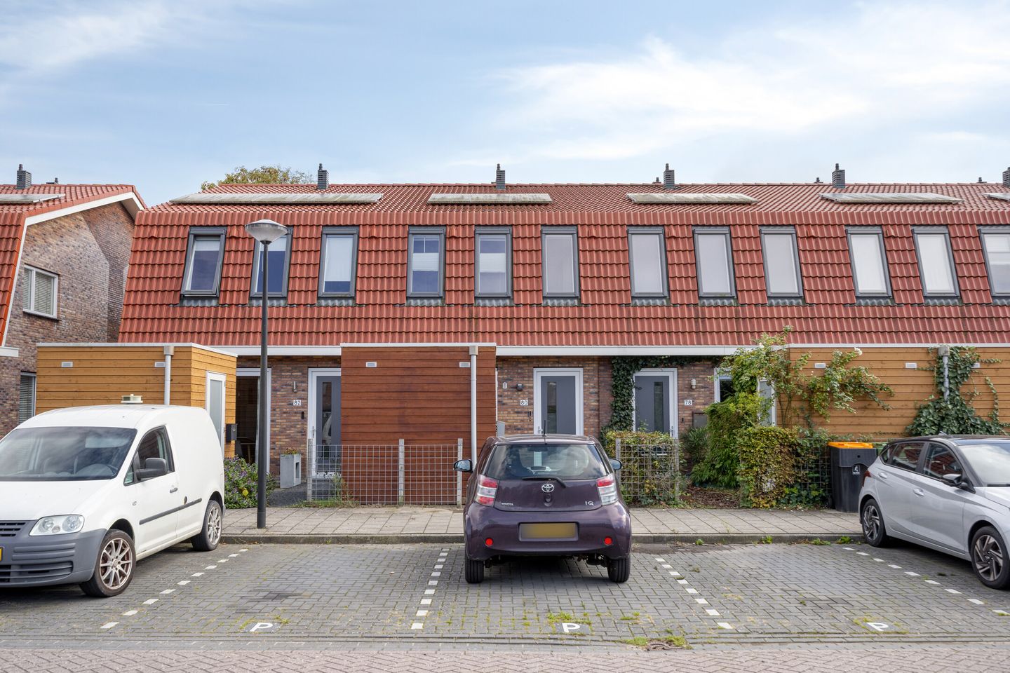 Foto 4 van Korund 80