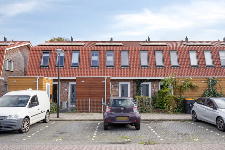 Foto 4 van Korund 80