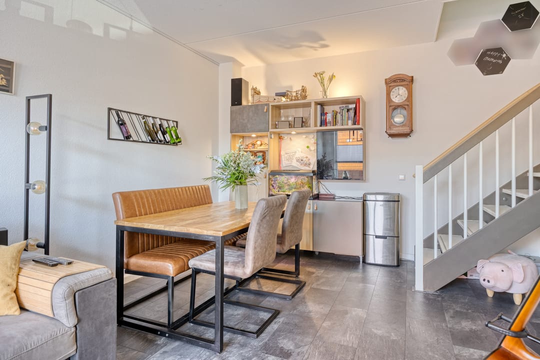 Foto 11 van Korund 80