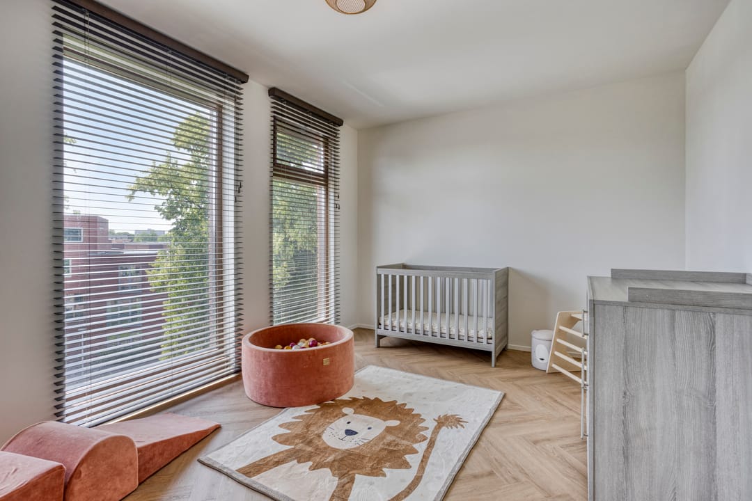 Foto 28 van Laurierplein 64