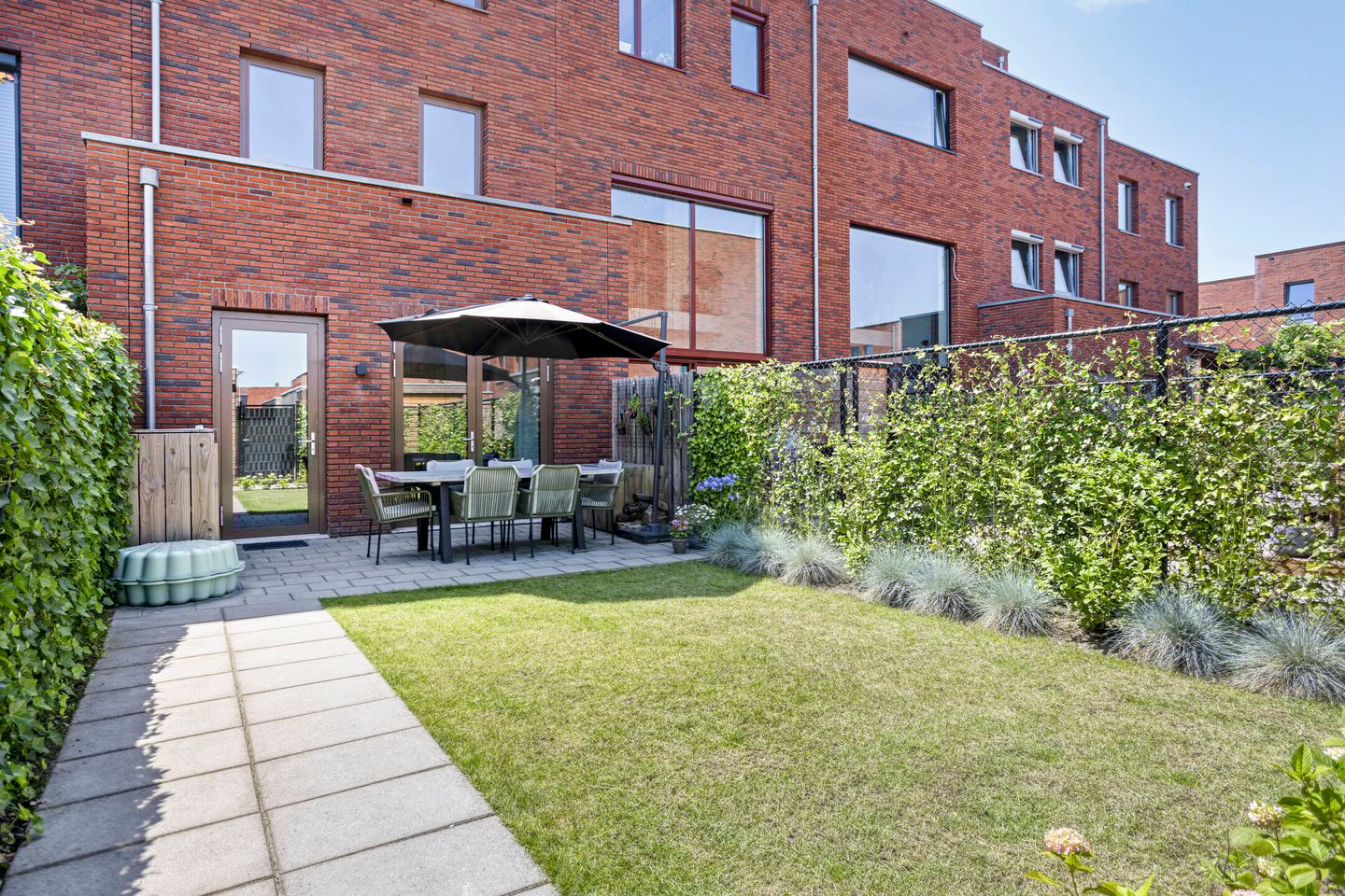 Foto 34 van Laurierplein 64