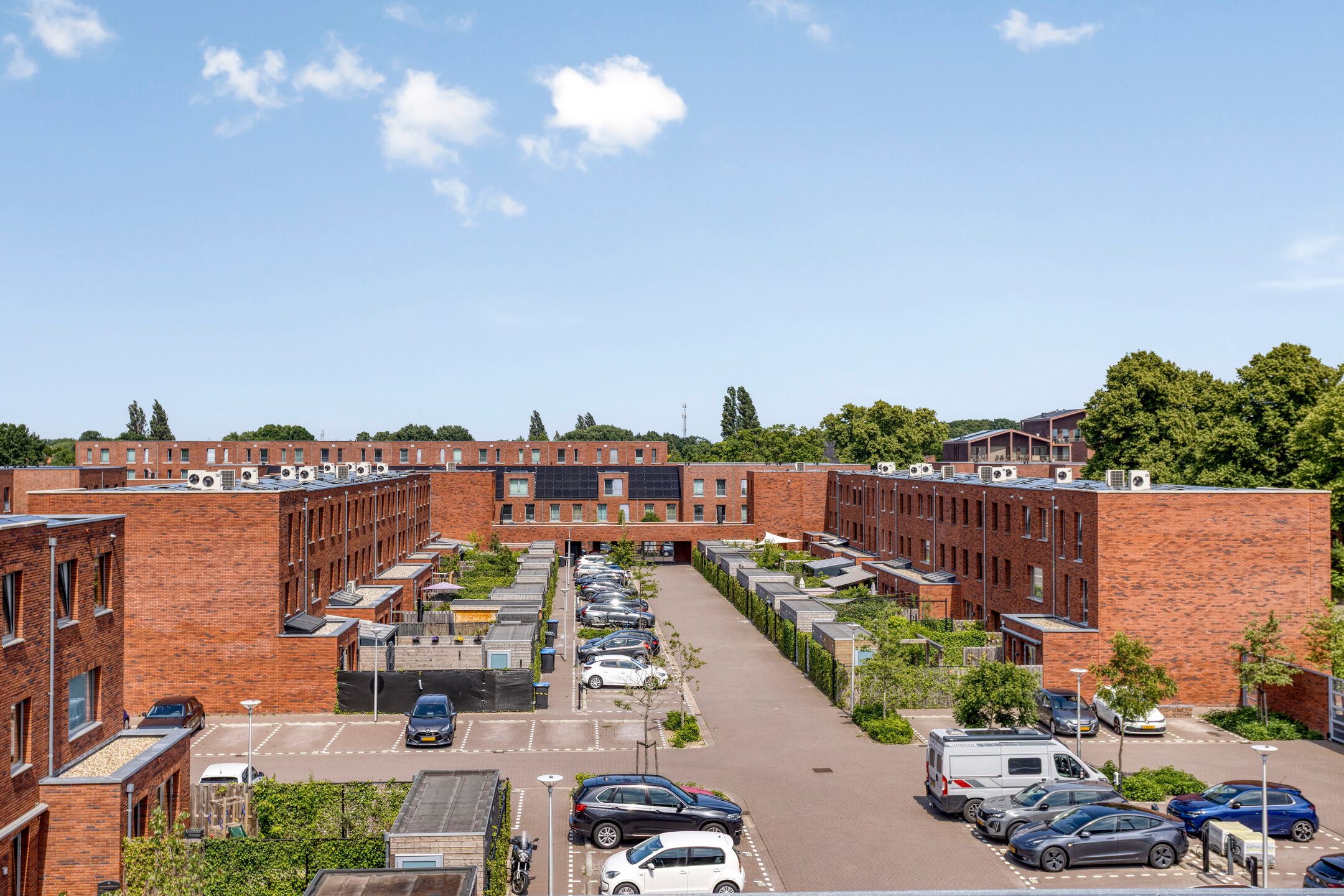 Foto 39 van Laurierplein 64