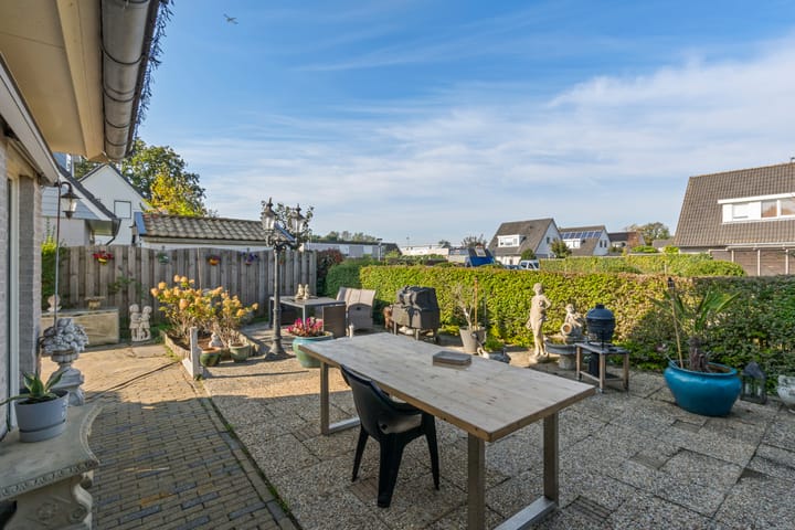 Photo 33 of Koningsveld 25