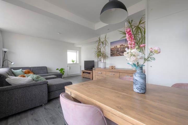 Foto 9 van Van der Lelijstraat 11-III