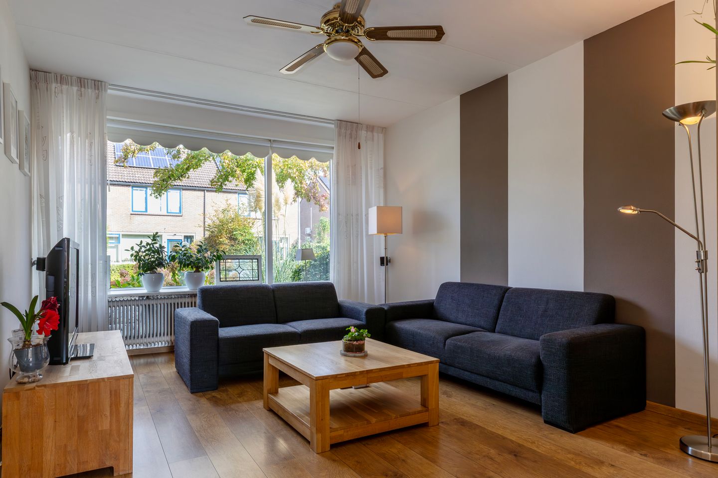 Foto 5 van M.A. van Naamen van Eemneslaan 42