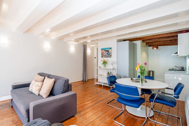 Photo 11 of Koggestraat 8-B