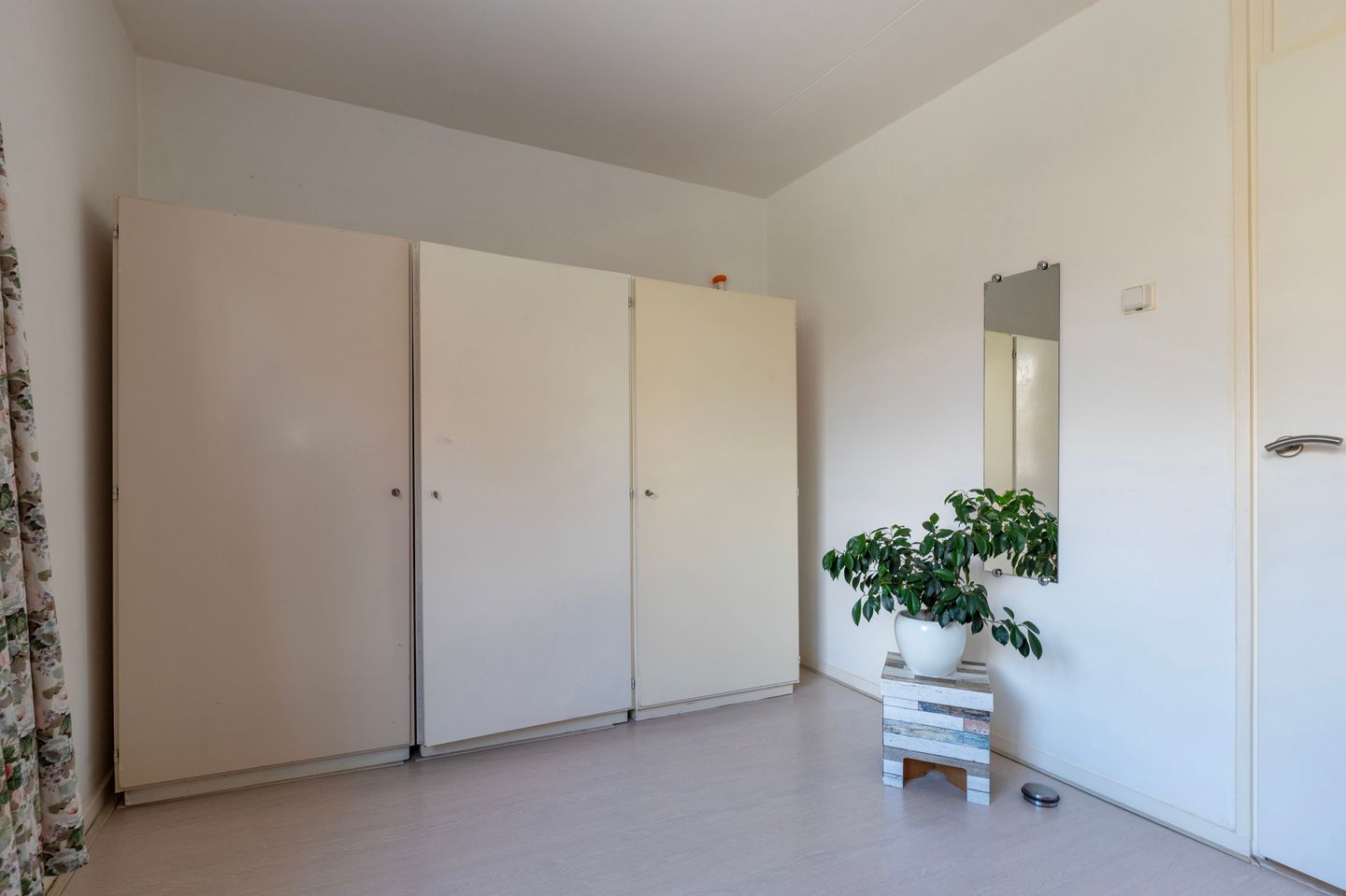 Foto 29 van M.A. van Naamen van Eemneslaan 42