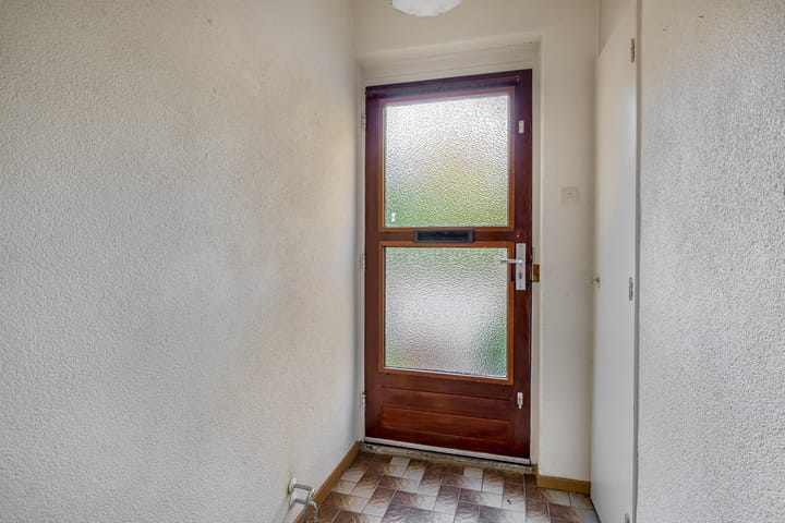 Photo 4 of Malvert 7376