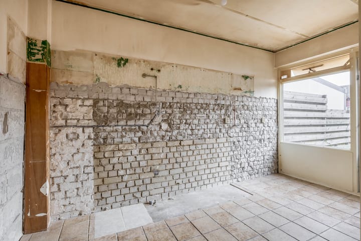 Photo 12 of Malvert 7376