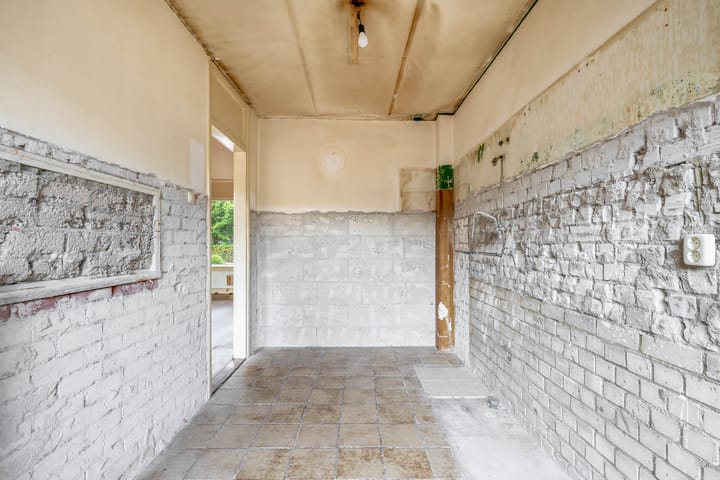 Photo 14 of Malvert 7376