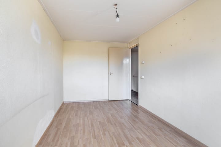 Photo 17 of Malvert 7376