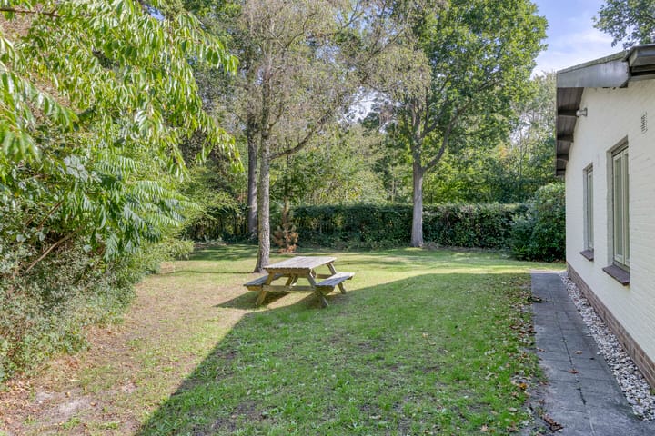 Foto 28 van Lijsterweg 13