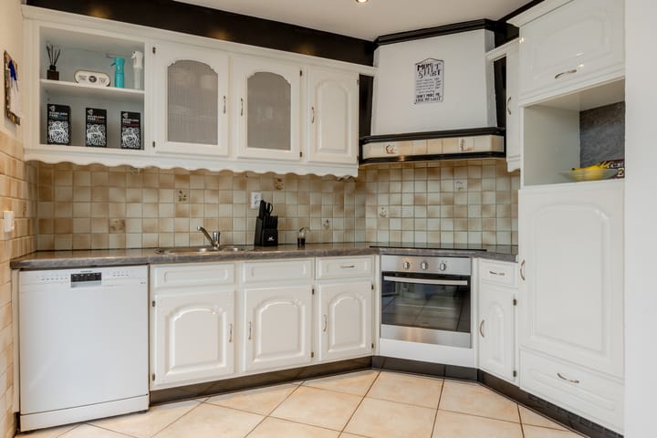 Foto 12 van Leliestraat 23