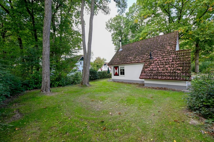 Photo 22 of Zwembadweg 1-058