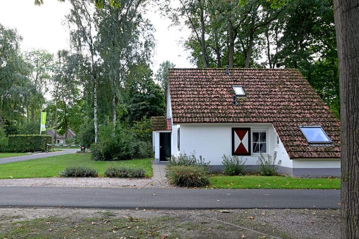 Photo 24 of Zwembadweg 1-058