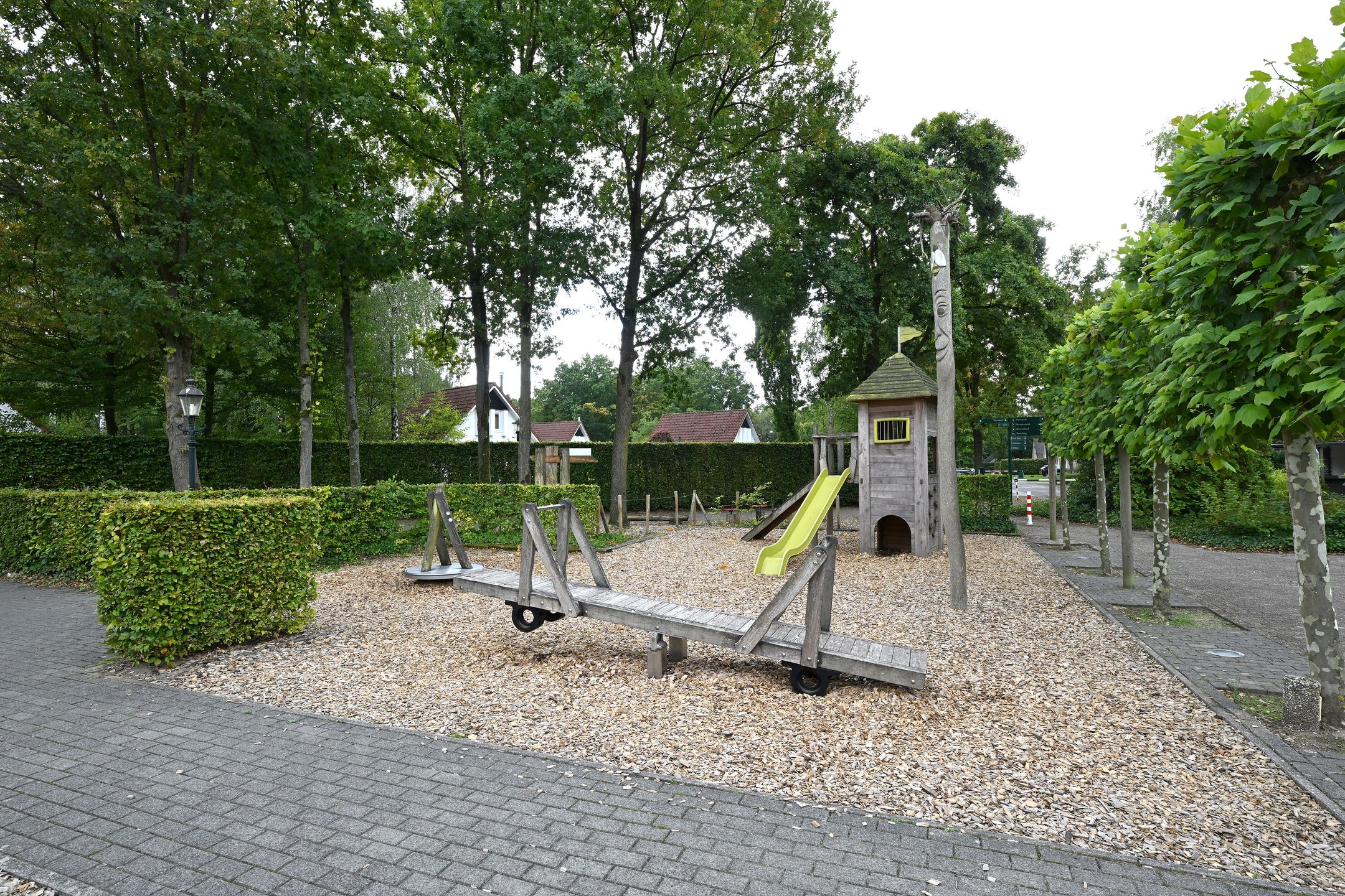 Foto 27 van Zwembadweg 1-058