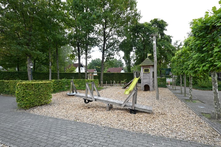 Photo 27 of Zwembadweg 1-058