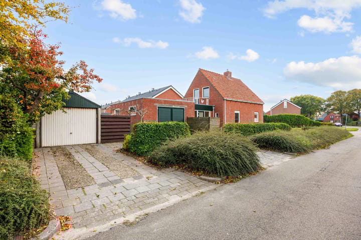 Foto 5 van Meidoornweg 23