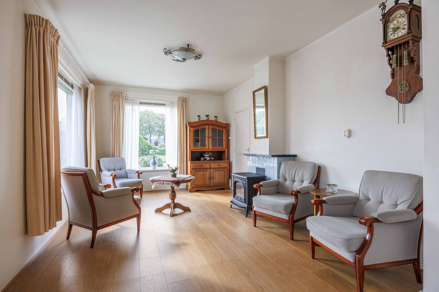 Foto 10 van Meidoornweg 23