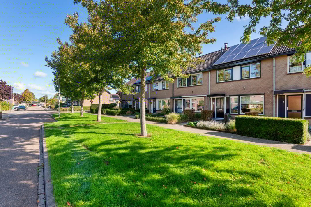 Photo 2 of Van Utenhoveweg 116