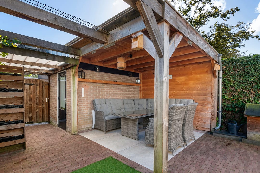 Photo 37 of Van Utenhoveweg 116