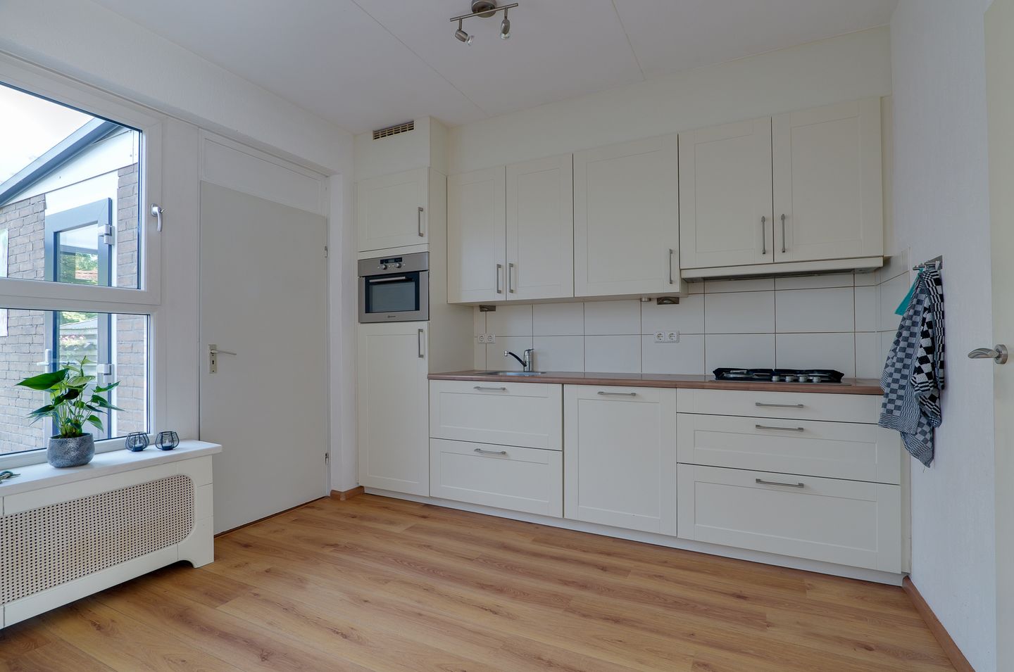 Photo 10 of Lijsterlaan 95