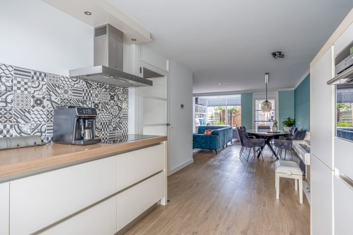 Foto 12 van Willem Bilderdijkstraat 29