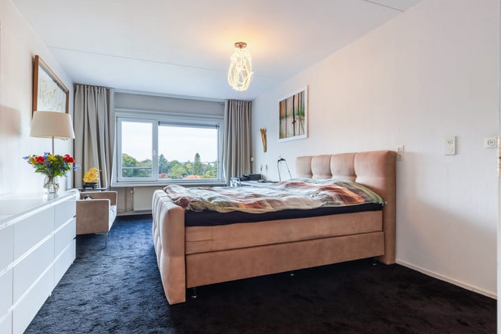 Photo 15 of Loolaan 27-55