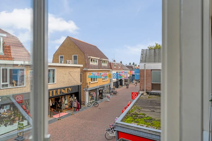 Foto 15 van Voorstraat 4-A