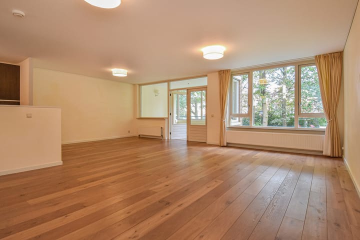 Foto 2 van Floris Arntzeniusplein 103