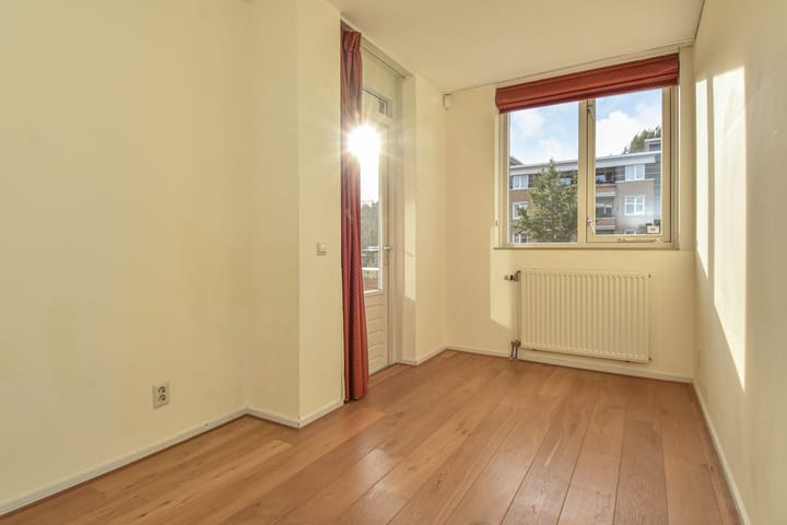 Foto 12 van Floris Arntzeniusplein 103