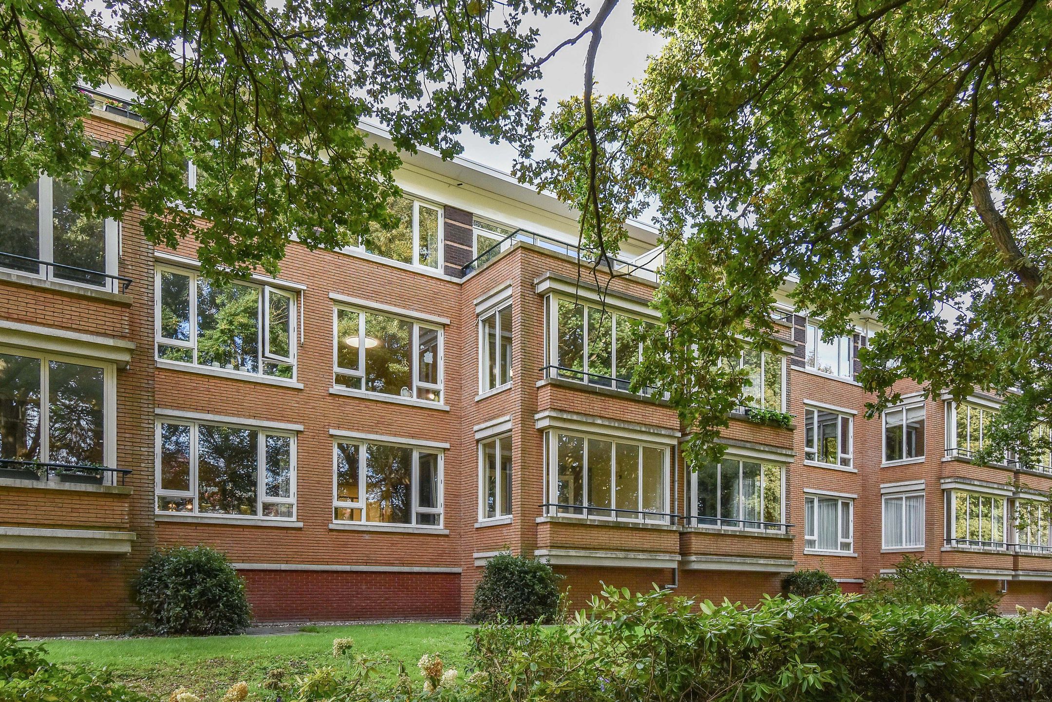 Foto 21 van Floris Arntzeniusplein 103