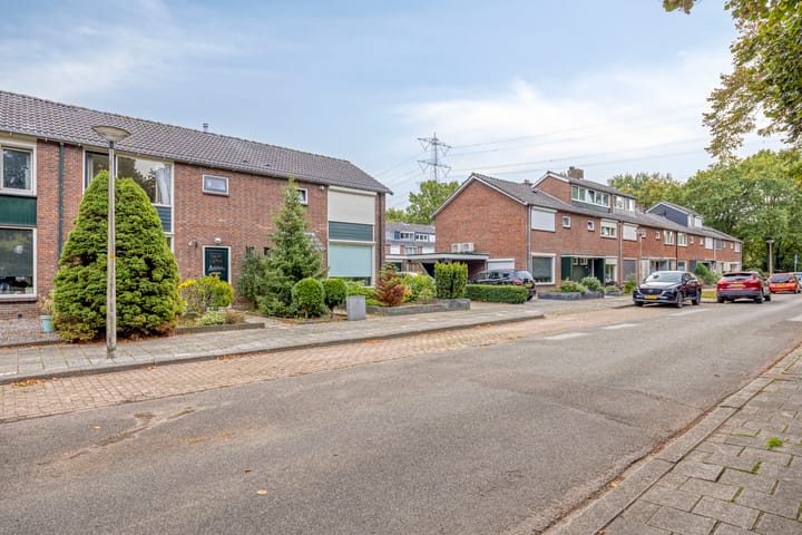 Foto 7 van Straatsburglaan 37