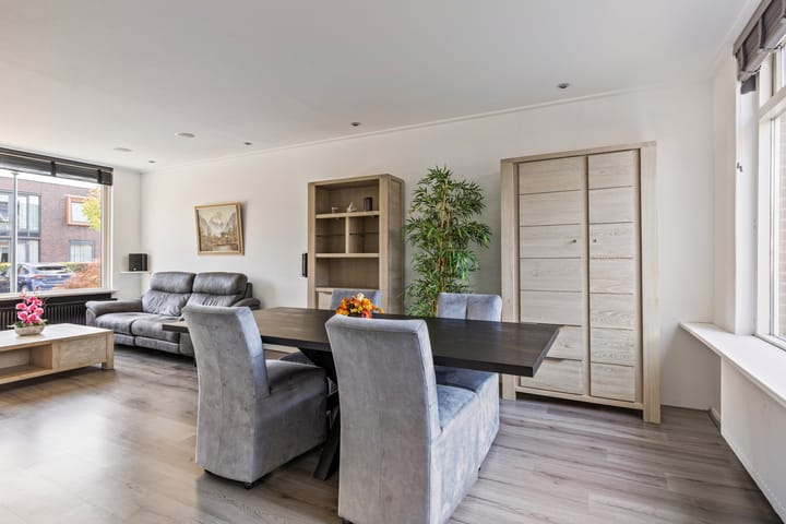 Foto 10 van Florastraat 25