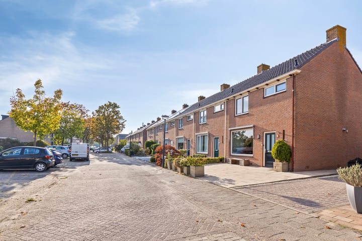 Foto 29 van Florastraat 25