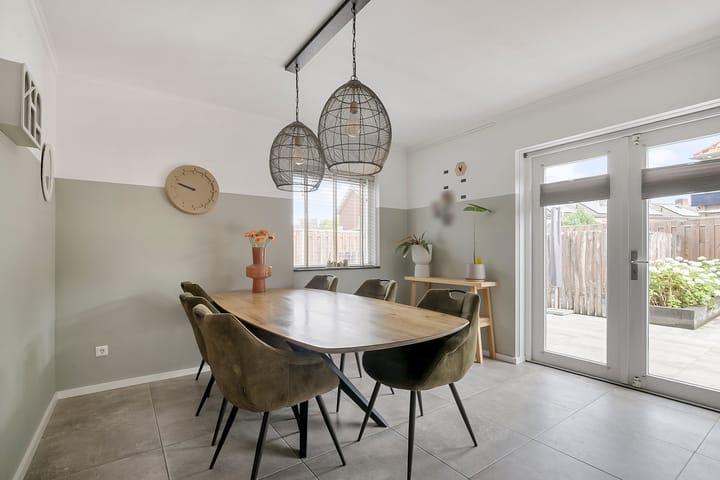 Foto 8 van Julianastraat 6