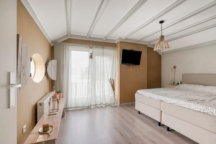 Foto 17 van Julianastraat 6