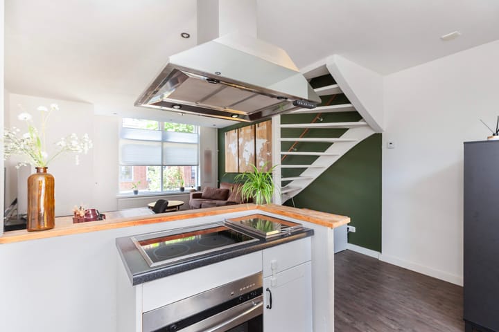 Photo 13 of Oranjestraat 34