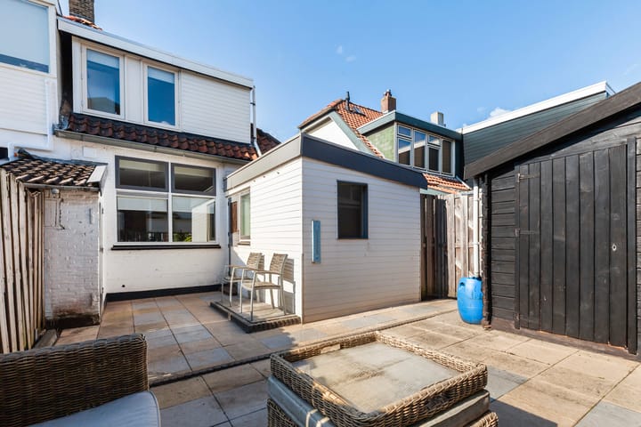 Photo 31 of Oranjestraat 34