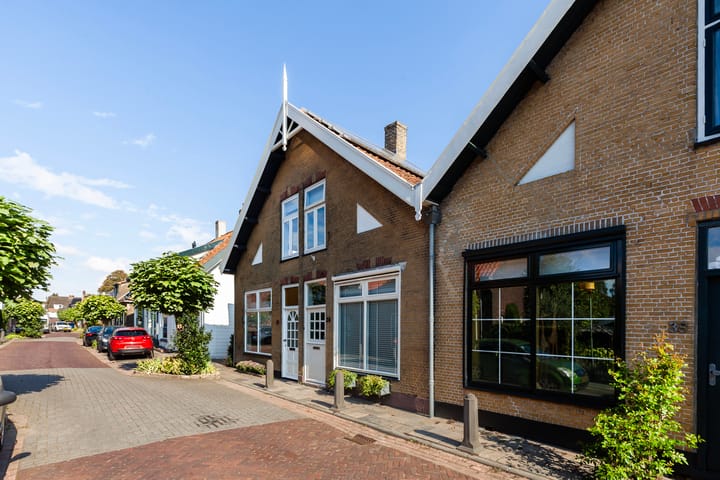 Photo 33 of Oranjestraat 34