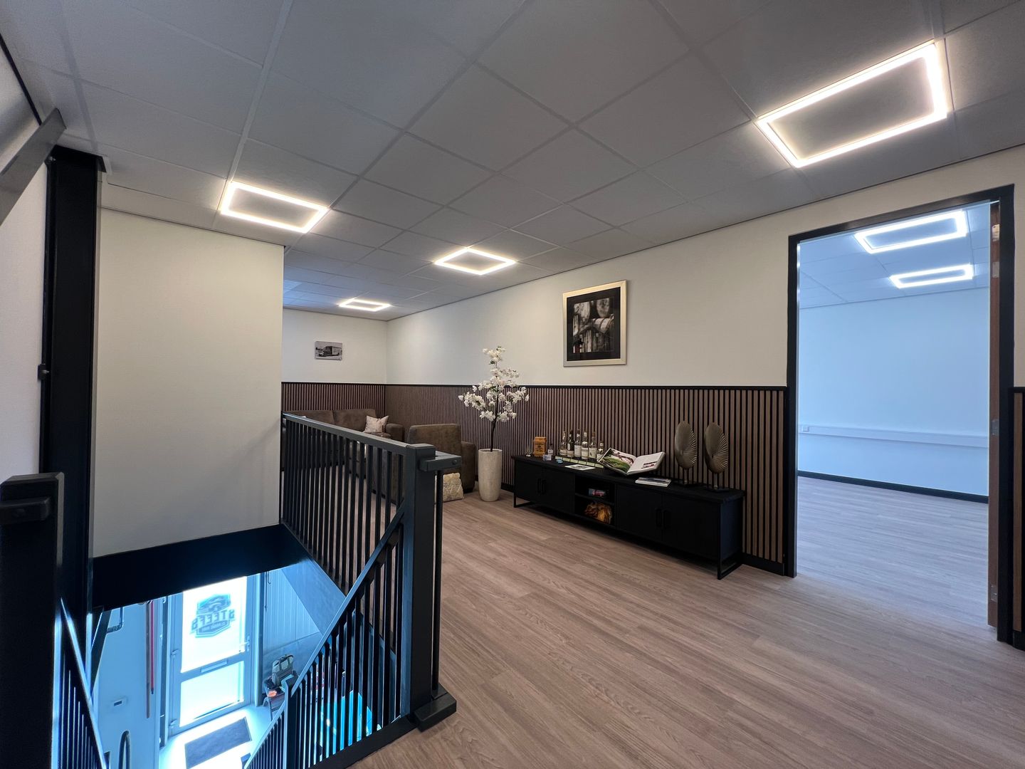 Bekijk foto 2 van Lelystraat 70-n